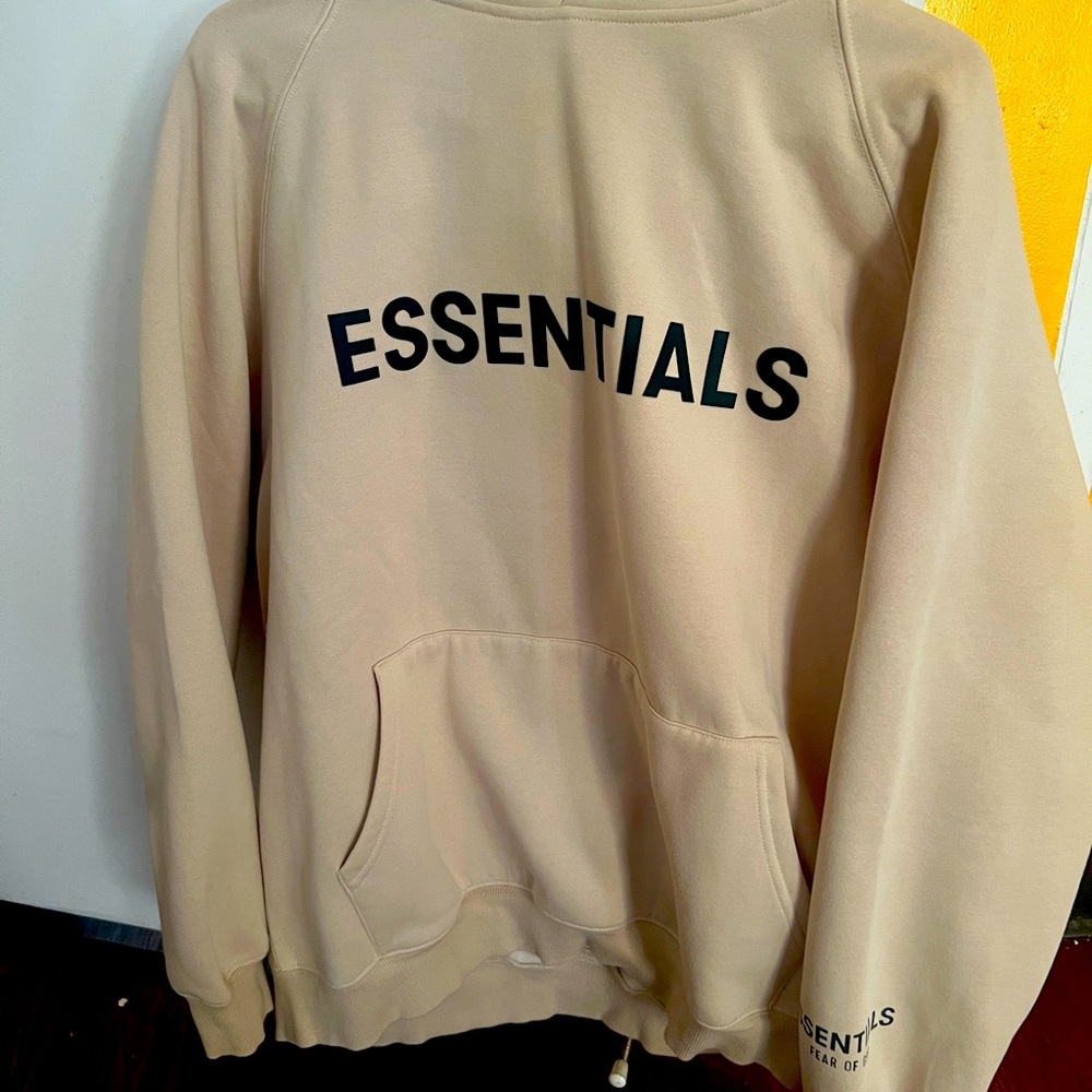 Selling my fear of god hoodie I lost some weight and doesn’t fit me